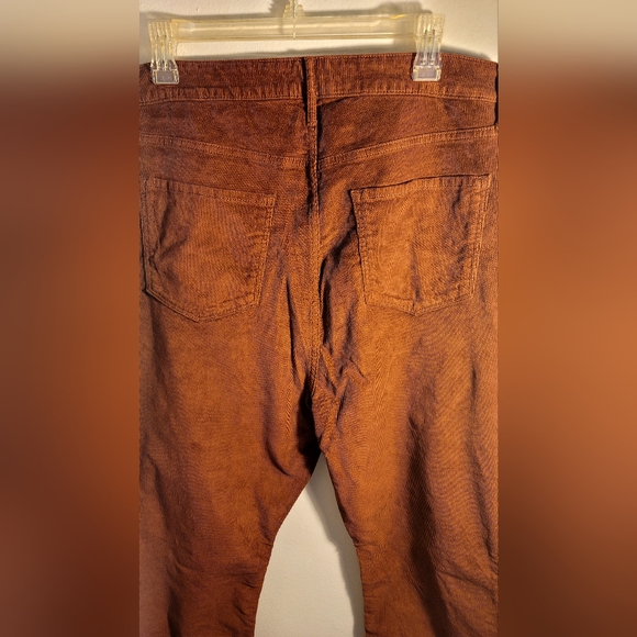 Old Navy Higher High-Waisted Flare Corduroy Pants - Picture 2 of 4